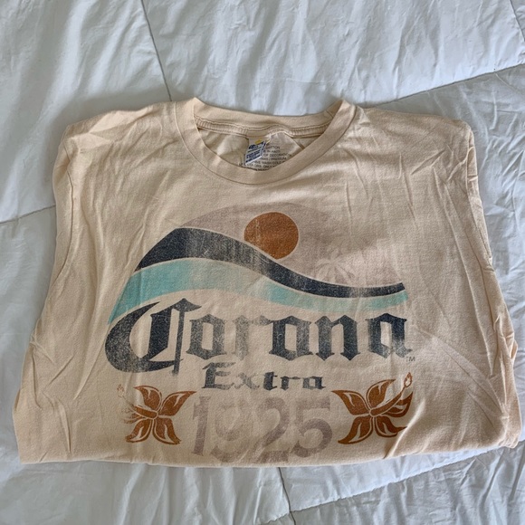 Corona Vintage T-Shirt - Picture 6 of 8